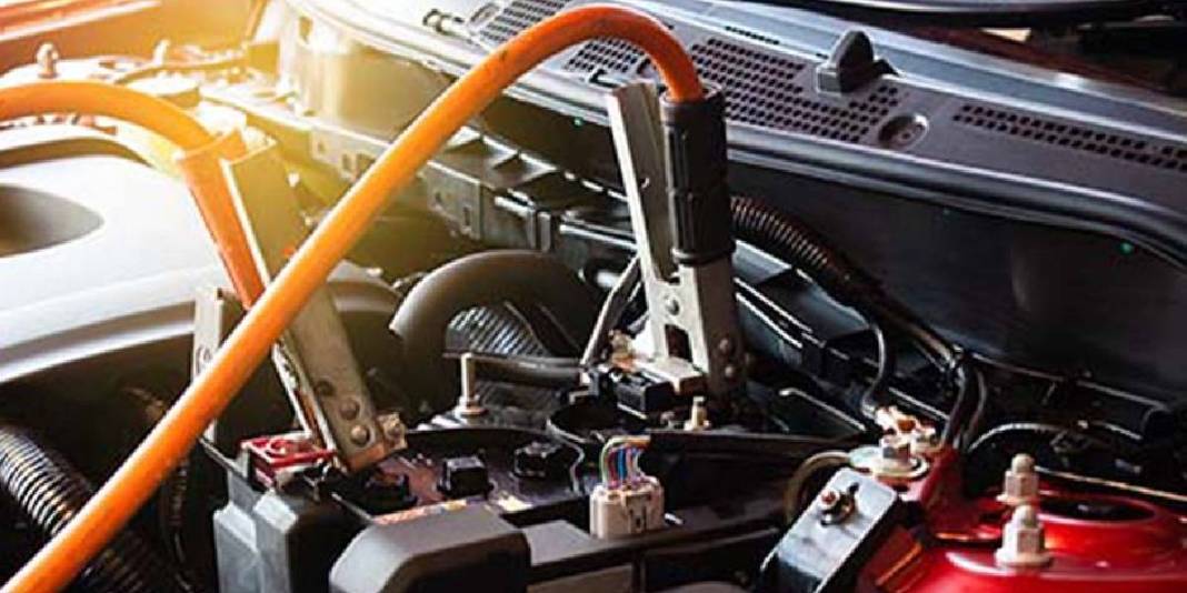 Araba aküsü neden sık sık boşalıyor? Sürüş, şarj sistemi… Uzmanlar tek tek açıkladı! 2